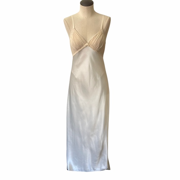 Vera Wang Other - Vera Wang Vintage Ivory Satin & Mesh Long Slip